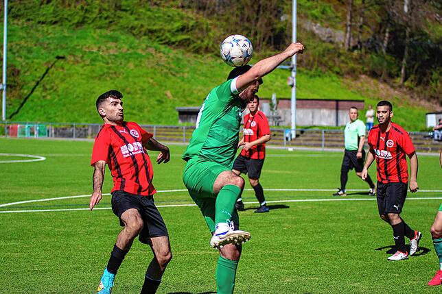 Bild 30: FC 08 Bad Säckingen besiegt den SV Rheintal mit 5:3 – und wir haben Fotos!