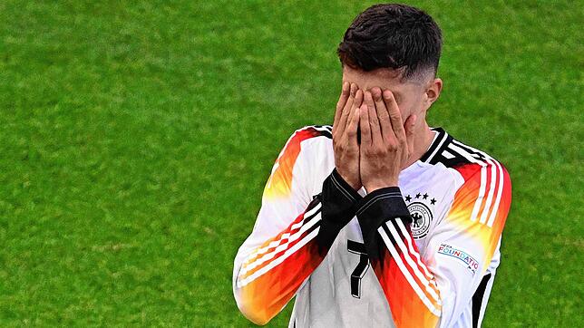 Kai Havertz kann es nicht fassen: Das deutsche Team scheidet im Viertelfinale aus der Europameisterschaft aus.