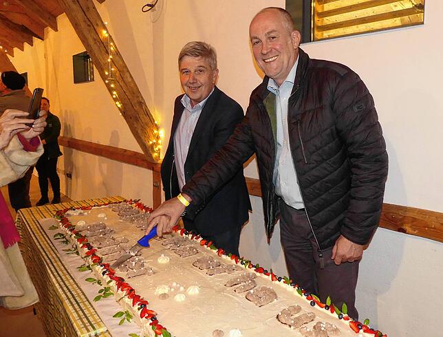 Bild 13: Große Feier zum 100. Jubiläum