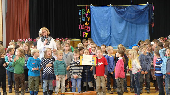 Julie Adam bei ihrer Amtseinsetzung als Rektorin der Grundschule Leimbach im November 2016. Sie wechselt an die Teuringer-Tal-Schule.