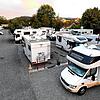 Einen großen Wohnmobilstellplatz wie hier in Freiburg gibt es bislang in Villingen-Schwenningen nicht. Die Stadt will für die ...