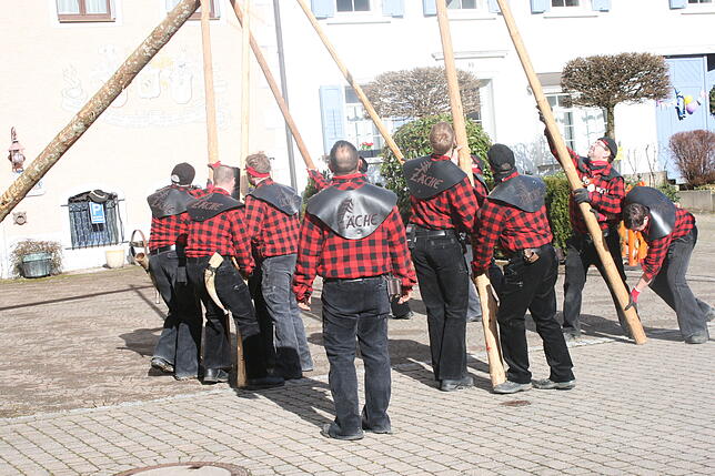 Bild 8: Unvergessliche Eindrücke: Schmutziger Donnerstag in Stühlingen – Die besten Fasnacht-Bilder!