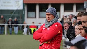 Bad Dürrheim Trainer Pedrag Kicic dürfte mit seinem Team den direkten Wiederaufstieg in die Kreisliga A anpeilen. Die Kurstädter geben ...