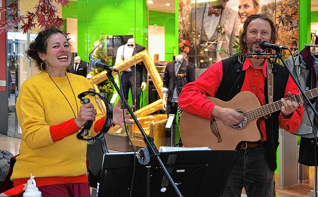 Kertin Hesse und Thomas Linder sorgen im Proma für gute Stimmung.