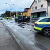 Nach dem Zusammenstoß auf der Fürstenbergstraße. Die Kollision war so heftig, dass die Airbags des Mercedes ausgelöst haben.