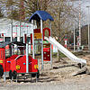 Am Bahnhof Blumberg-Zollhaus entsteht gerade der Spielplatz der Bahnbtriebe Blumberg. Er soll den Bahnhofsvorplatz attraktiver machen, ...