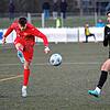 Es geht wieder los für den 1. FC Rielasingen-Arlen (hier Christoph Matt beim Schuss). Im ersten Spiel nach der Winterpause sind die ...