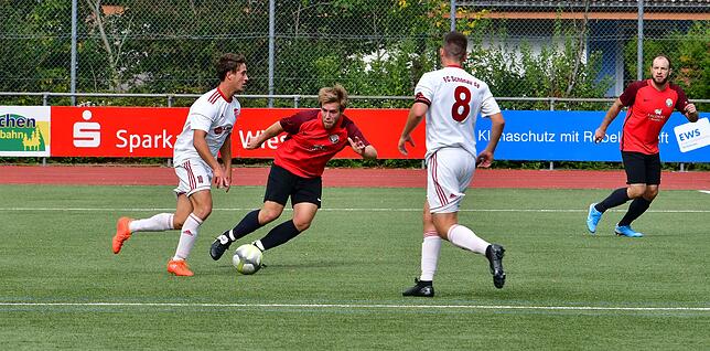 Bild 6: FC Schönau siegt in letzter Minute mit 3:2 gegen den FC Hochrhein &ndash; und wir haben die Bilder!