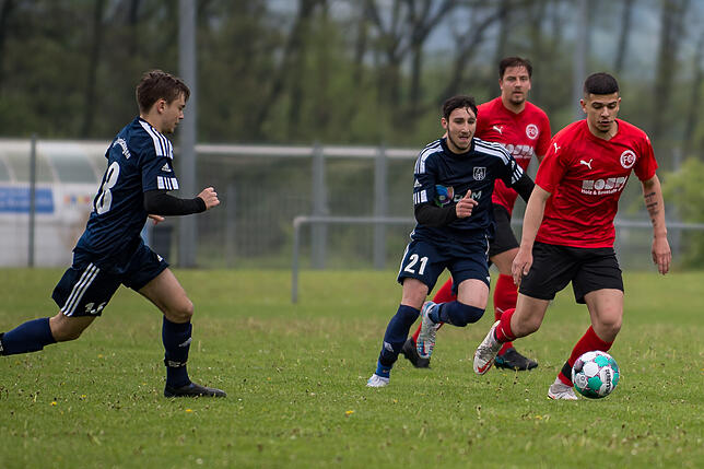 Bild 38: FC 08 Bad Säckingen feiert glücklichen 2:0-Derbysieg beim SV Obersäckingen &ndash; und wir haben Bilder!