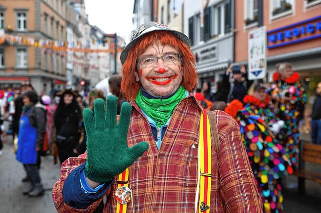 Bild 21: Schmotziger Dunschtig in Konstanz: Fasnacht mit Musik, Hästrägern und buntem Treiben - Die Bilder!