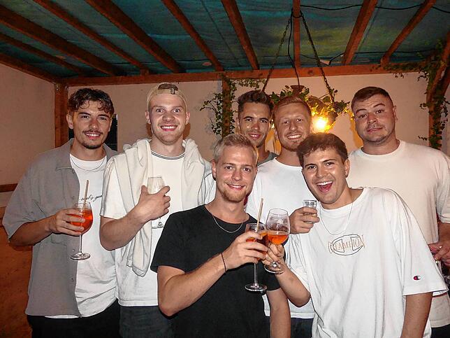 Bild 6: Die Bilder vom Bermatinger Weinfest! So schön war der Auftakt am Freitagabend