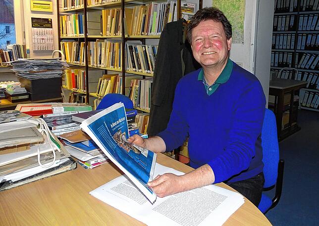 Edwin Ernst Weber beschäftigt sich immer wieder mit Pfullendorf. Im vergangenen Jahr gab er ein vielbeachtetes Buch über die Geschichte ...