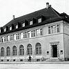 In der heutigen Deutschen Bank richtete sich 1945 die französische Kommandantur ein.