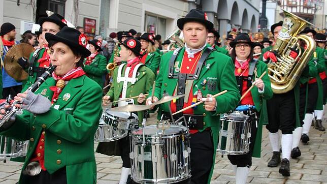 Ohne Stadtmusik wäre die Fasnet nur halb so schön. Bild: Jürgen Witt