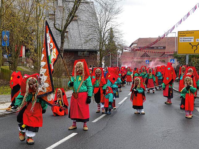 Die Donaueschinger Stadthexen sind in Obereschach am Start.