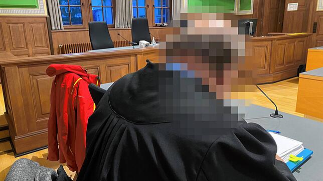 Der Fall des Hobby-Baggerfahrers aus der Schwenninger Sturmbühlstraße, der wegen fahrlässiger Baugefährdung angeklagt war, wurde jetzt ...