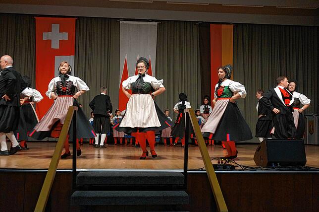 Bild 11: Stimmungsvoller Heimatabend (Teil 2)