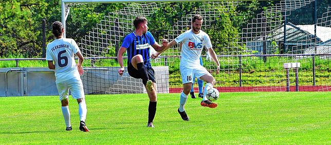 Bild 3: Hier gibt es die Bilder vom 4:1-Sieg des FC Erzingen bei der SG FC Wehr-Brennet