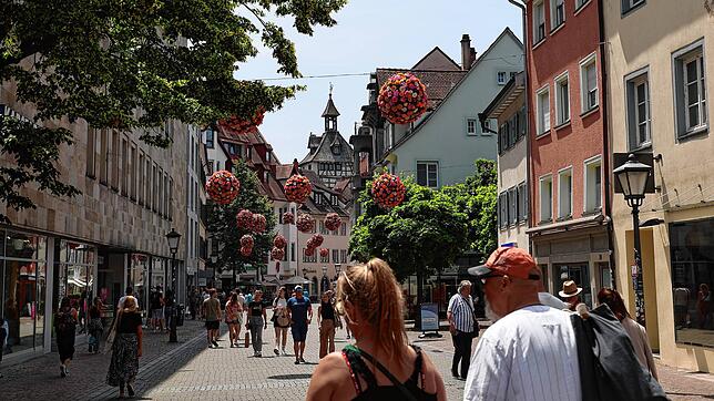 Die Stadt Konstanz ist auf Einnahmen aus der Wirtschaft angewiesen. Doch wesentliche Branchen sind aktuell nicht für einen Sitz im ...