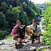 Das Duo Soltero wurde 2013 gegründet. Kille (rechts) tritt mit verschiedenen Mit-Musikern auf, hier ist es Anton Schäfer aus Vorarlberg. ...