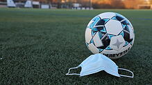 Im Zuge der neuen Corona-Verordnung Sport wurden die Regeln für Amateurfußballer gelockert. Ab sofort dürfen auch ungeimpfte Kicker ...