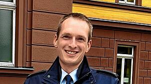 Daniel Heuseck leitet jetzt das Polizeirevier in Villingen und folgt auf Thomas Barth nach.