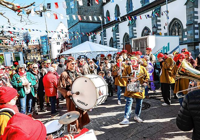 Bild 7: Fasnacht 2025 in Radolfzell und Höri: Die schönsten Bilder und Momente der Narren