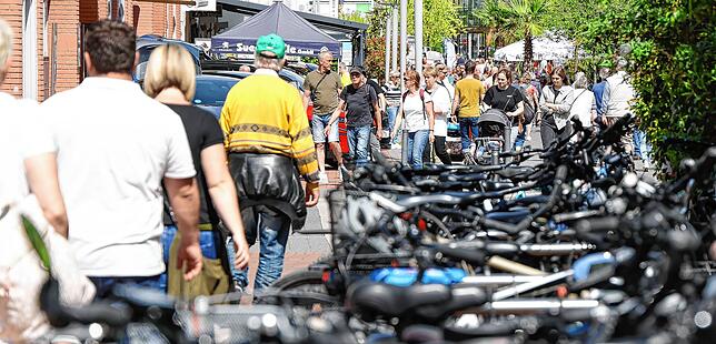 Gut besucht: Die Innenstadt war am verkaufsoffenen Sonntag stark bevölkert.