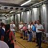Im alten Keller im historischen Gebäude des Winzervereins stehen noch einige Tanks mit Restbeständen des Jahrgangs 2023. Geschäftsführer ...