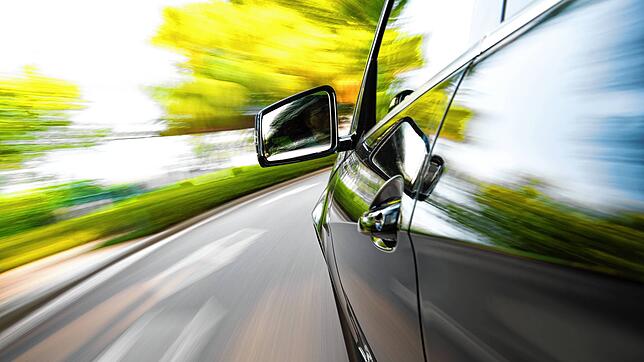 Hat ein 42-Jähriger seinen Sportwagen auf ein Ehepaar zugesteuert? Diese Frage bleibt auch vor Gericht ungeklärt.