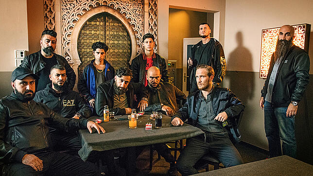 Die Schauspieler der Serie „4 Blocks“, die sich in die Szene arabischer Clans in Berlin begibt. Das Format wird vom Sender TNT Serie ...