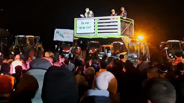 Bauernprotest am 3. Januar bei Döggingen. Diese Kundgebung soll sich unter ganz ähnlichen Vorzeichen am Sonntag, 21. Januar wiederholen.