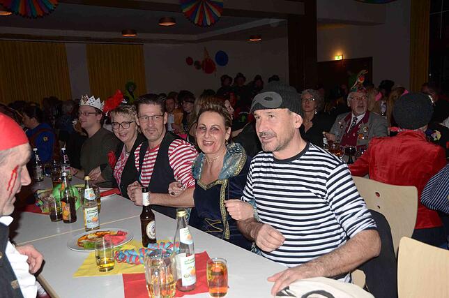 Bild 25: „Firlefanz-und- Narrentanz“ in Markdorf