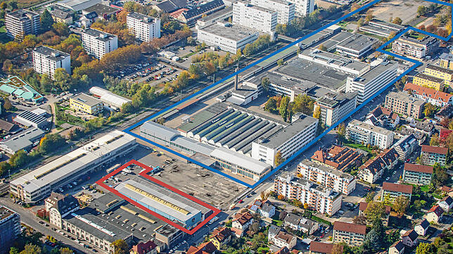 Aus der Vogelperspektive wird das Ausmaß des Areals sichtbar: Blau umrandet ist das Siemensareal, auf dem ein neues Stadtviertel ...