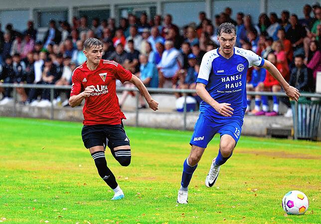 Bild 1: Die besten Bilder vom Landesligaduell zwischen dem FC Überlingen und dem FC Radolfzell!