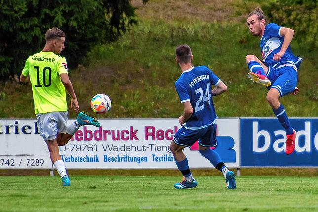 Bild 10: FC Erzingen schickt U23 des Freiburger FC mit einer 6:2-Packung nach Hause &ndash; und wir haben Bilder!