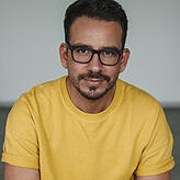 Andrea D&lsquo;Aquino ist international tätiger Mode- und Life Style-Fotograf.