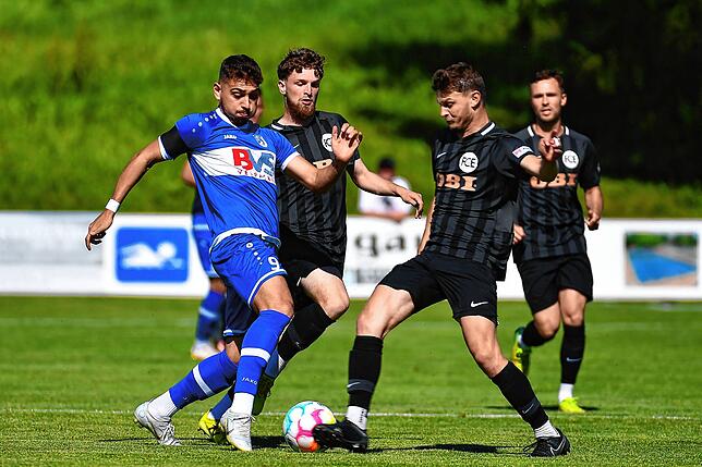 Bild 28: FC Erzingen steigt nach 3:2 gegen FC Emmendingen in die Landesliga auf &ndash; wir haben Bilder!