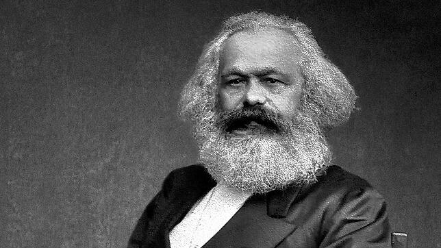 So kennt ihn die Welt: Karl Marx (1818-1883) mit Philosophenbart als Markenzeichen. Vor der Rasur ließ er sich in Algier nochmal genau ...