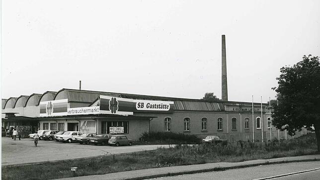 Die Textilkrise der 60er-Jahre brachte den Wandel in das Indsutriegebiet: Anfang der 70er Jahre entstand in einem Teil der Firma ...