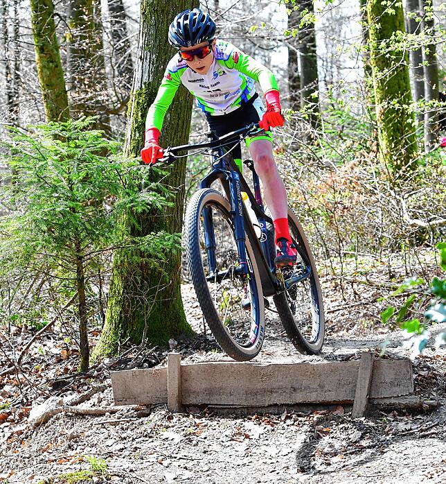Mountainbike-Küken: Nick Urich aus Öflingen ist mit seinen elf Jahren der jüngste Biker im Dick Küchen Racing Team.