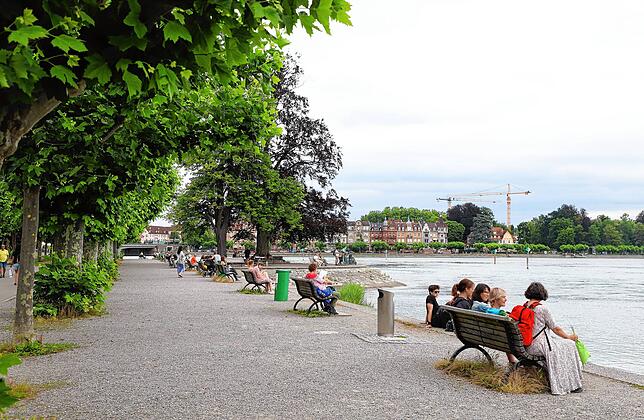 Sehr viele Orte in Konstanz sind für alle zugänglich und nicht kommerziellen Interessen unterworfen, darunter auch weite Teile des ...