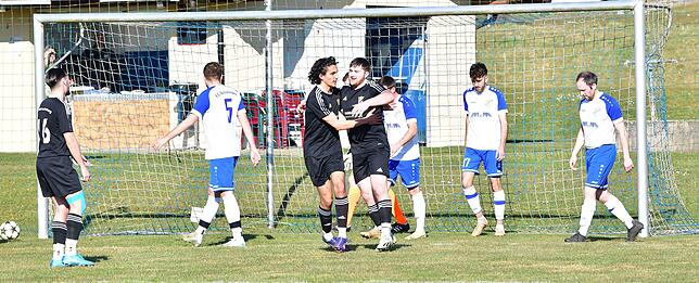 Bild 1: SV 08 Laufenburg II siegt 3:1 beim FC Geißlingen – und wir haben Fotos!