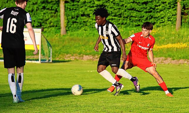 Bild 18: Villinger A-Jugend verpasst SBFV-Pokal-Sieg: Unsere Bildergalerie vom Finale gegen den SC Freiburg