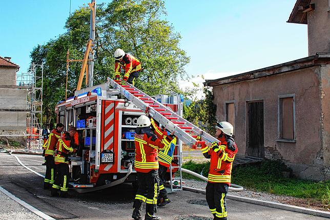 Bild 25: Jahreshauptübung der Feuerwehrabteilungen Wahlwies und Espasingen
