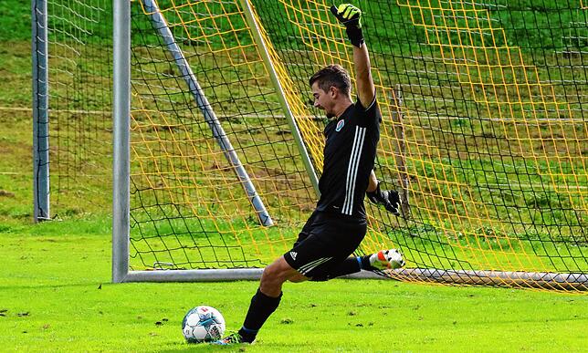 Bild 20: SV Eichsel muss gegen den FC Huttingen mit einem 1:1 zufrieden sein &ndash; und wir haben die Bilder!