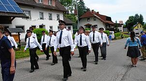 Bild : Gute Laune beim Bezirksmusikfest in Lausheim