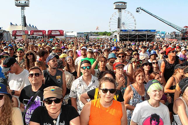 Bild 29: Bilder vom Soutside 2022: So feierten die Fans am Samstag auf den Konzerten