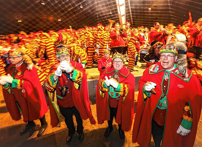 Bild 2: Fastnachtsverbrennung in Radolfzell: Die schönsten Bilder vom traditionellen Spektakel