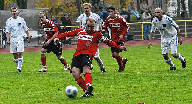 Bild 43: Schnappschüsse aus der Bezirksliga-Saison 2009/2010